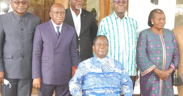 cote-divoire-des-propositions-de-reorganisation-du-pdci---rda-et-de-reconquete-du-pouvoir-detat-soumises-au-president-bedie